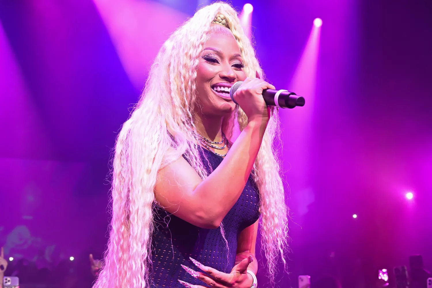 Nicki Minaj shuts down NYE ‘Starships’ performance — ‘I don’t like it’