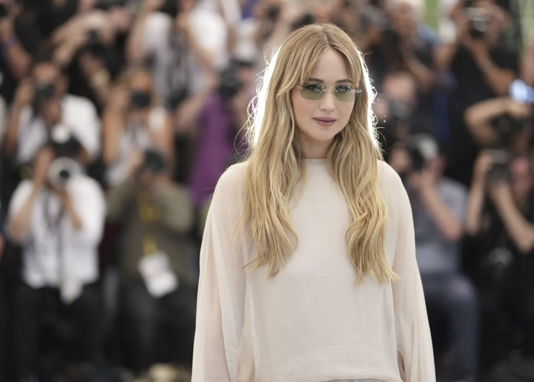 Jennifer Lawrence stirs Oscar talk in Cannes for ‘Die, My Love’
